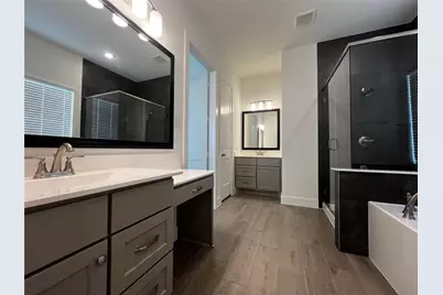 1411 Crest Dale Lane, Missouri City, TX 77459 - Photo 6