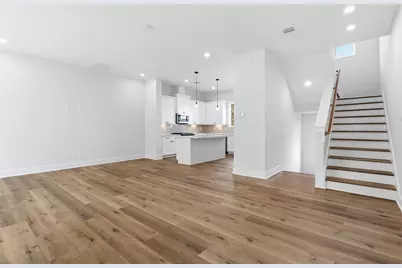 9403 Hammerly Boulevard #D, Houston, TX 77080 - Photo 8
