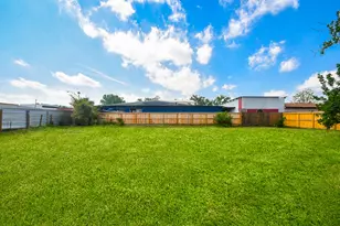 2636 Lone Oak Rd, Houston, TX 77093 - Photo 14