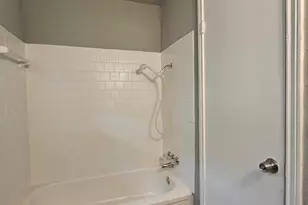 212 Harold Ln, Baytown, TX 77521 - Photo 20