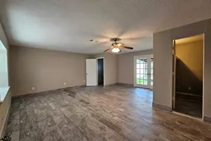 212 Harold Ln, Baytown, TX 77521 - Photo 22