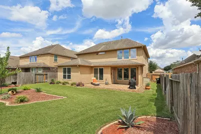 2710 Camden Hill Lane, Pearland, TX 77089 - Photo 38