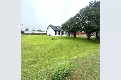 7235 Commerce Street, Iola, TX 77861 - Photo 2