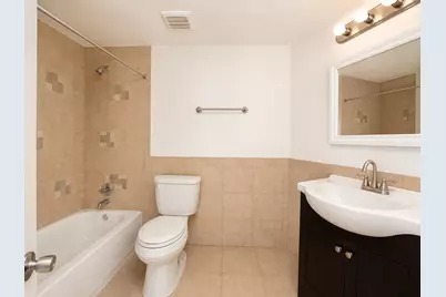 10811 Richmond Avenue #30, Houston, TX 77042 - Photo 12