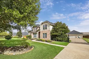 20810 E Cameron Ridge Dr, Cypress, TX 77433 - Photo 2
