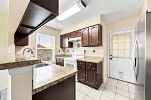 10127 Quiet Hill Rd, La Porte, TX 77571 - Photo 16