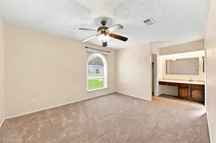 10127 Quiet Hill Rd, La Porte, TX 77571 - Photo 8