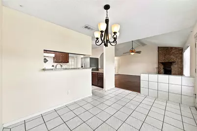 10127 Quiet Hill Road, La Porte, TX 77571 - Photo 4