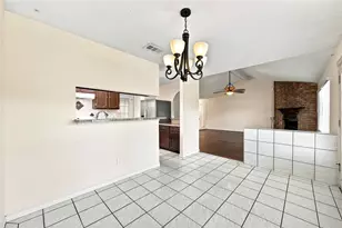 10127 Quiet Hill Rd, La Porte, TX 77571 - Photo 4