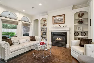 2 Lenox Hill Drive, The Woodlands, TX 77382 - Photo 12