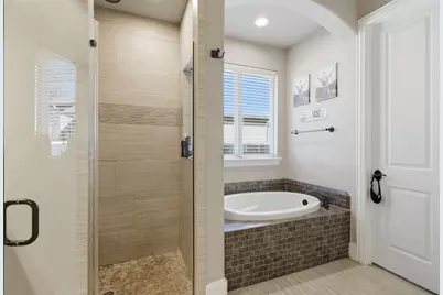 4826 Trickle Creek Drive, Fulshear, TX 77441 - Photo 14