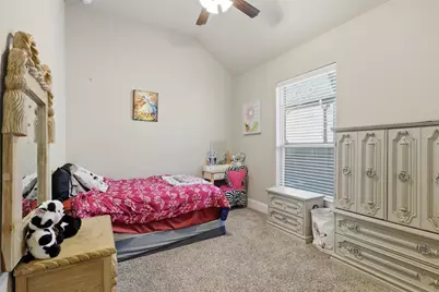 4826 Trickle Creek Drive, Fulshear, TX 77441 - Photo 18