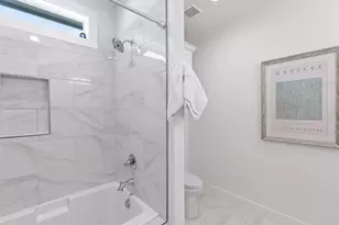 970 Pelican Ln, Crystal Beach, TX 77650 - Photo 18