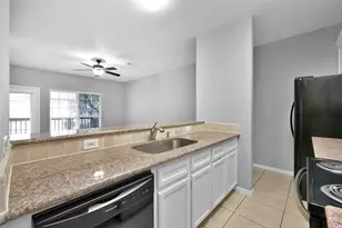 164 Binnacle Ct, Willis, TX 77318 - Photo 4