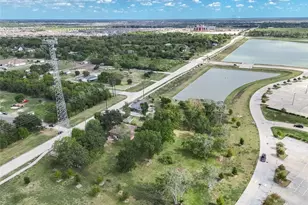 3518 Davenport Pkwy, Rosharon, TX 77583 - Photo 10