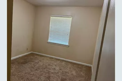 110 Oleander Street, Lake Jackson, TX 77566 - Photo 8