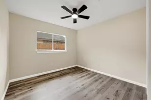 5306 Shady Gardens Dr, Humble, TX 77339 - Photo 10
