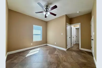 2850 Amber Avenue, Groves, TX 77619 - Photo 18