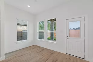 648 Crested Duck Ct, Willis, TX 77318 - Photo 12