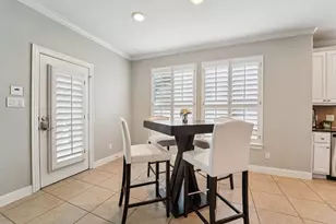 1611 Hill Spring Dr, Sugar Land, TX 77479 - Photo 12