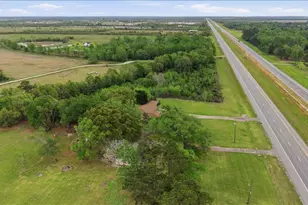 21344 Hwy 73, Hamshire, TX 77622 - Photo 24