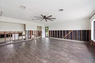 21344 Hwy 73, Hamshire, TX 77622 - Photo 8