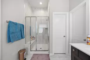 10255 Bayou Oaks Dr, Conroe, TX 77385 - Photo 18