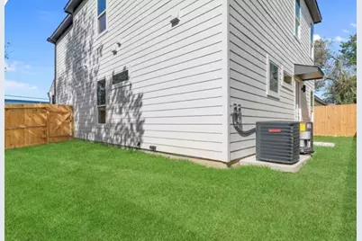 6532 Weston Street Street #B, Houston, TX 77021 - Photo 2