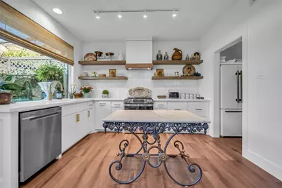 5803 Lynbrook Drive #80, Houston, TX 77057 - Photo 10