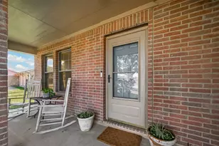 2607 Bisontine St, Friendswood, TX 77546 - Photo 2