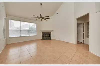 12207 Meadow Lane Court, Stafford, TX 77477 - Photo 10