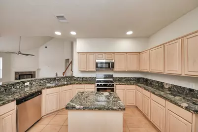 12207 Meadow Lane Court, Stafford, TX 77477 - Photo 18