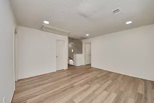 12207 Meadow Ln Ct, Stafford, TX 77477 - Photo 32