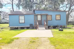 3588 County Rd 344, Brazoria, TX 77422 - Photo 1
