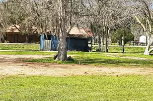 3588 County Rd 344, Brazoria, TX 77422 - Photo 20