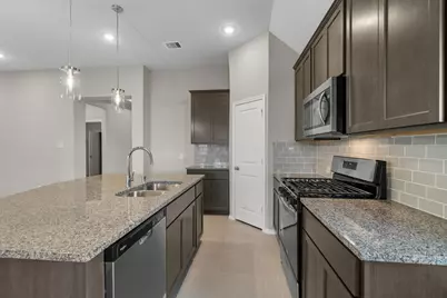 306 Violet Crown Lane, New Caney, TX 77357 - Photo 6