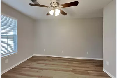 2114 Blossom Creek Drive, Houston, TX 77339 - Photo 18