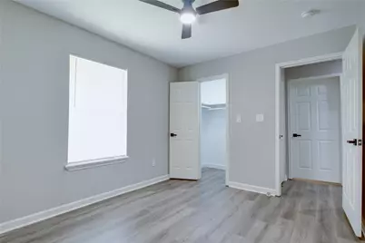 8406 Beechaven Rd, La Porte, TX 77571 - Photo 14