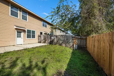 2911 Hackamore Hollow Lane, Houston, TX 77014 - Photo 10