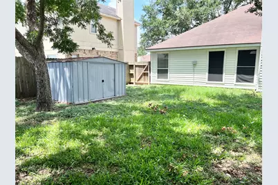 6610 Chantalle Drive, Katy, TX 77449 - Photo 10