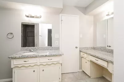 647 Mosswood Drive, Conroe, TX 77302 - Photo 6