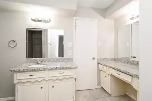 647 Mosswood Dr, Conroe, TX 77302 - Photo 6