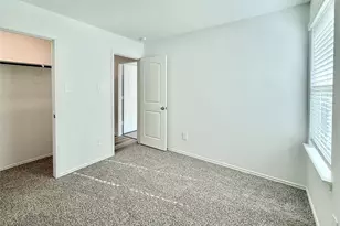 1127 Dewberry Downs Ln, Houston, TX 77090 - Photo 28