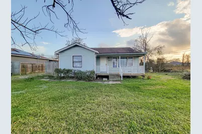 4817 Lawndale Street, La Marque, TX 77568 - Photo 2
