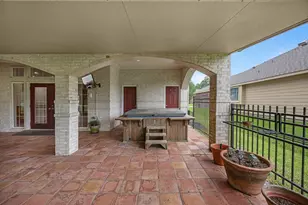12009 Mustang Ave, Willis, TX 77378 - Photo 32
