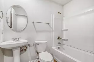 5626 Simsdale St, Houston, TX 77033 - Photo 8