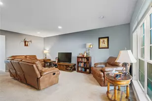 2061 Winrock Blvd, Houston, TX 77057 - Photo 2