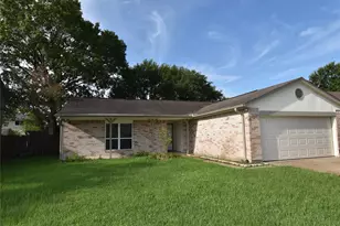 18007 Forest Cedars Dr, Houston, TX 77084 - Photo 2