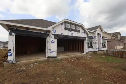 12111 St Augustine Drive, Mont Belvieu, TX 77535 - Photo 2