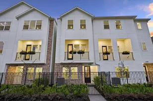 6332 Paddington Bnd Dr, Houston, TX 77008 - Photo 1